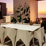 Felicity Panoramic Seaviews Villa *