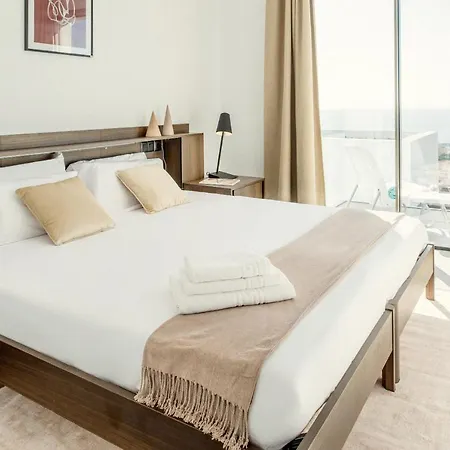 فيلة Felicity Panoramic Seaviews