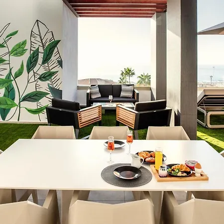 Felicity Costa Adeje (Tenerife)