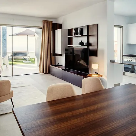 فيلة Felicity Panoramic Seaviews