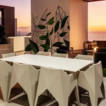 Felicity Panoramic Seaviews Villa *