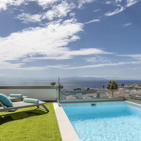 Felicity Panoramic Seaviews Villa