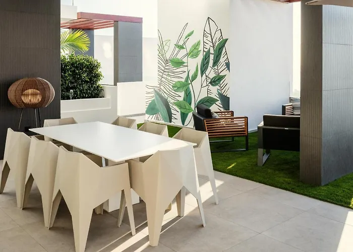 Felicity וילה אדחה